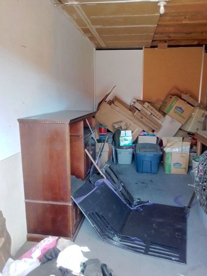10x20 storage unit in Sacramento, CA