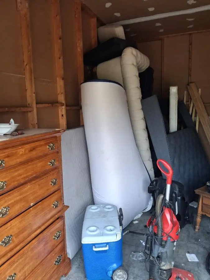 12x18 storage unit in Rex, GA