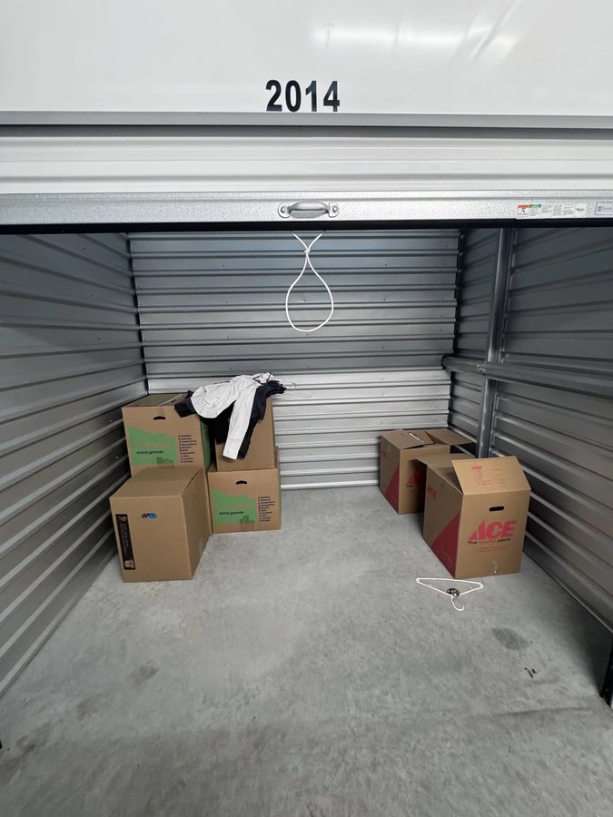 7.5x10 storage unit in Wilmington, NC