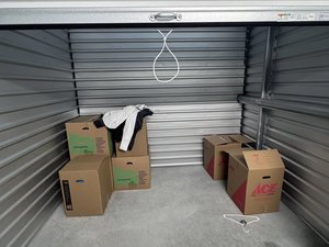 7.5x10 storage unit in Wilmington, NC