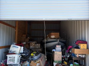 11x24 storage unit in Kaukauna, WI