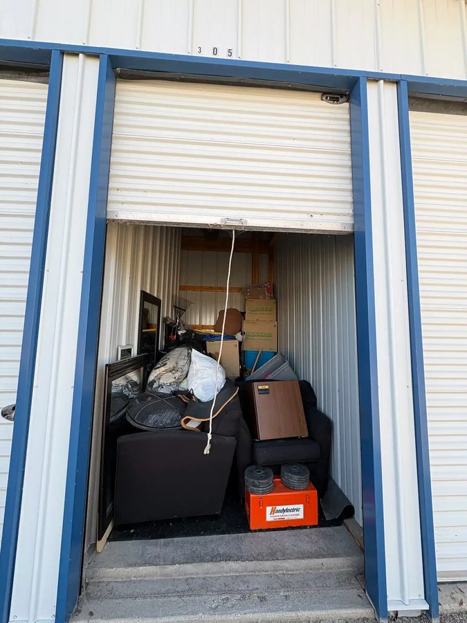 6x12 storage unit in Kaukauna, WI