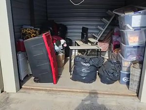 10x10 storage unit in Pearsall, TX
