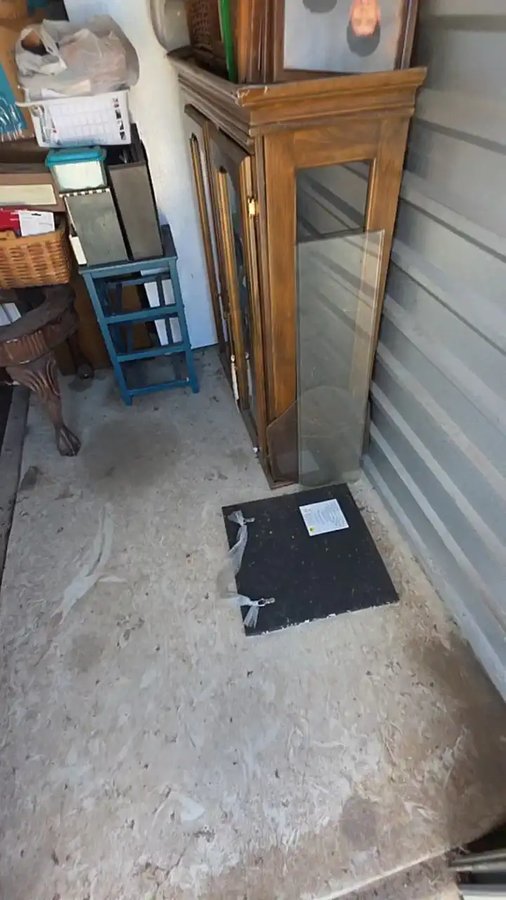 5x10 storage unit in Pearsall, TX
