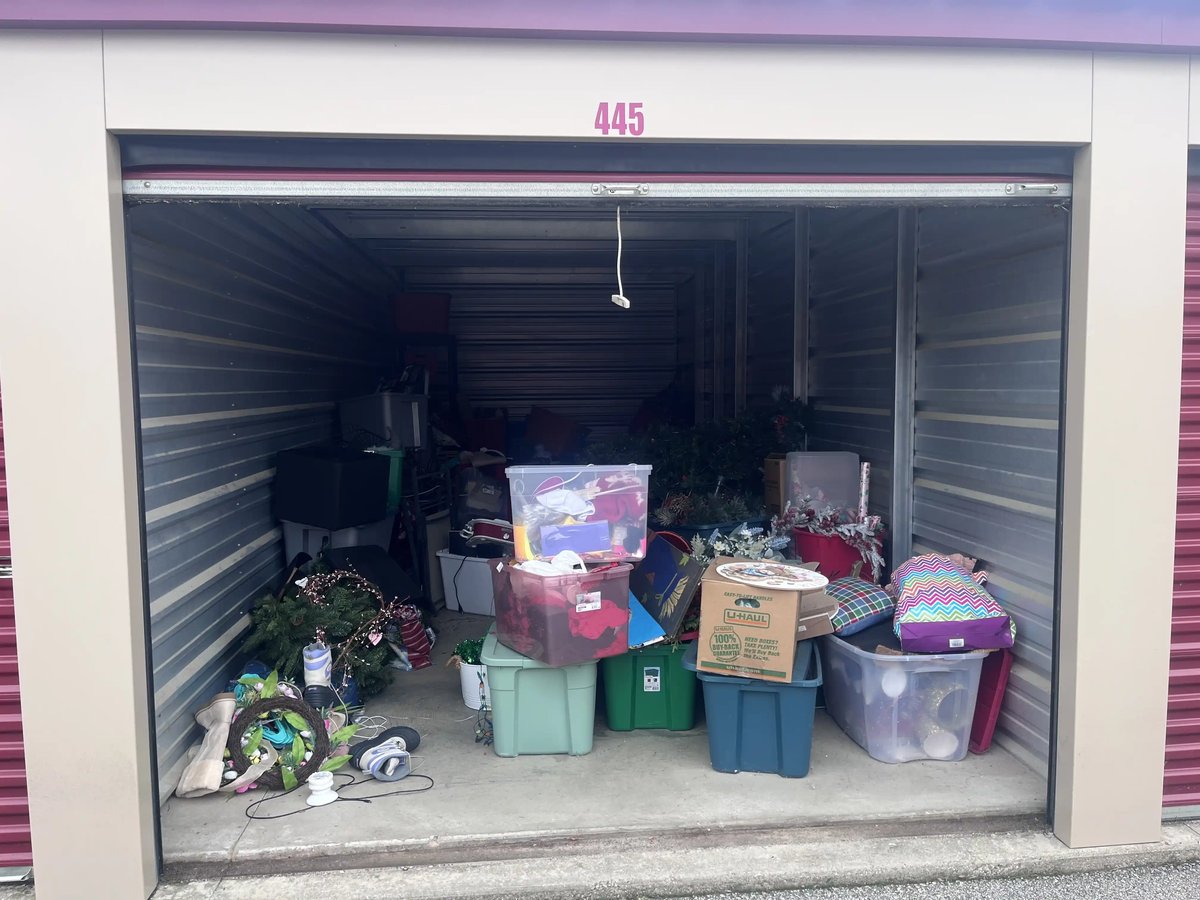 10x25 storage unit in Pine Island , MN