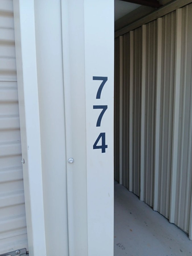 10x20 storage unit in Modesto, CA