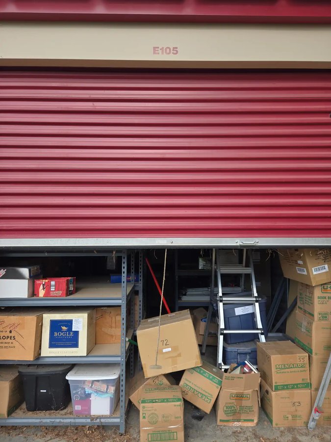 10x20 storage unit in Savoy, IL