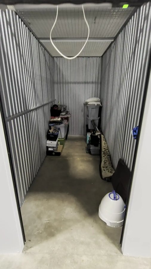 5x10 storage unit in Oxford, AL