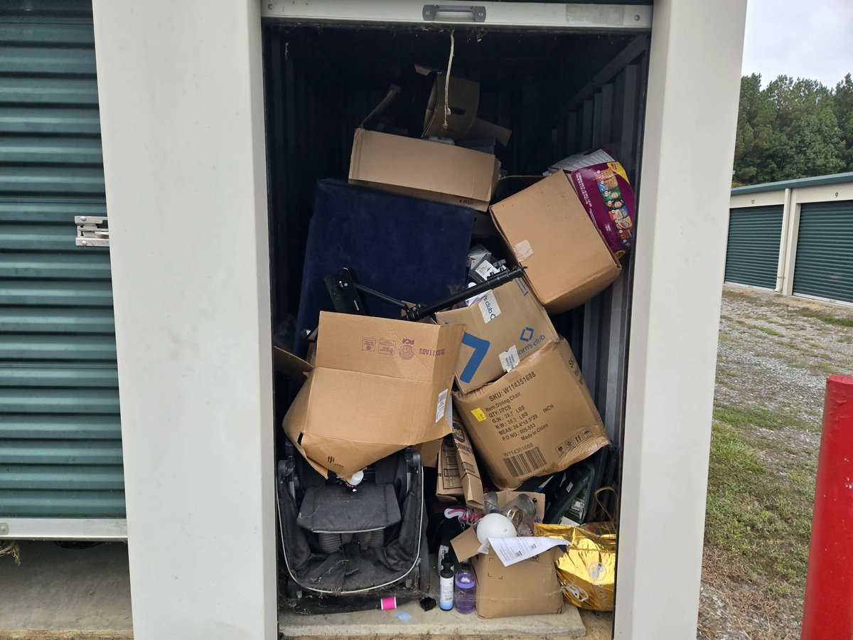 5x10 storage unit in Goldsboro, NC