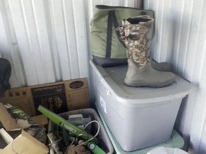 10x10 unit in Athens