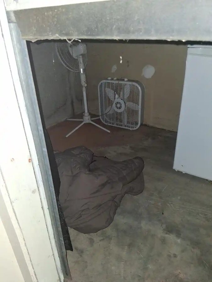 6x12 storage unit in Rex, GA