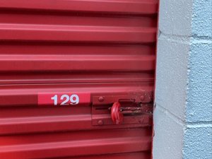 10 x 18 storage unit in Jonesboro, GA