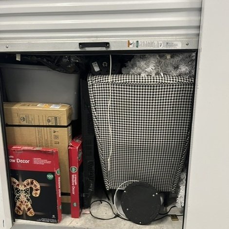 5 x 10 storage unit in Halethorpe, MD