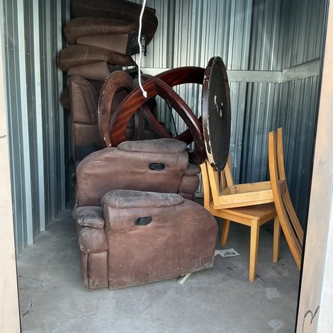 8 x 10 storage unit in Martinsburg, WV