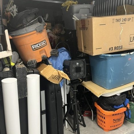 10 x 15 storage unit in Halethorpe, MD