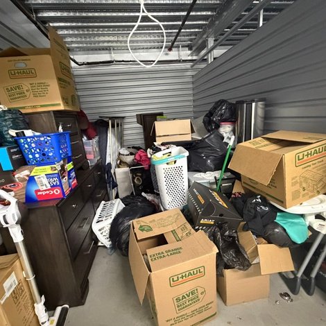 10 x 12 storage unit in Newport News, VA