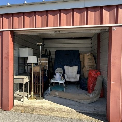 10 x 10 storage unit in Martinsburg, WV