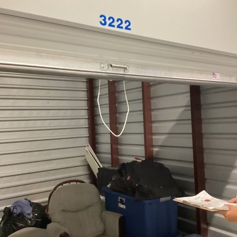 10 x 10 storage unit in Albany, NY