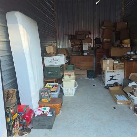 10 x 15 storage unit in Littlestown, PA