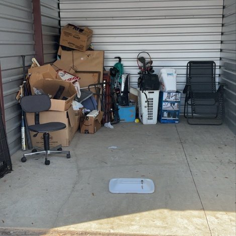 10 x 15 storage unit in Ocala, FL
