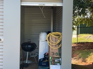 5 x 10 unit in Carrolton