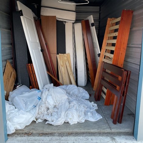8 x 15 storage unit in Rockingham, NC