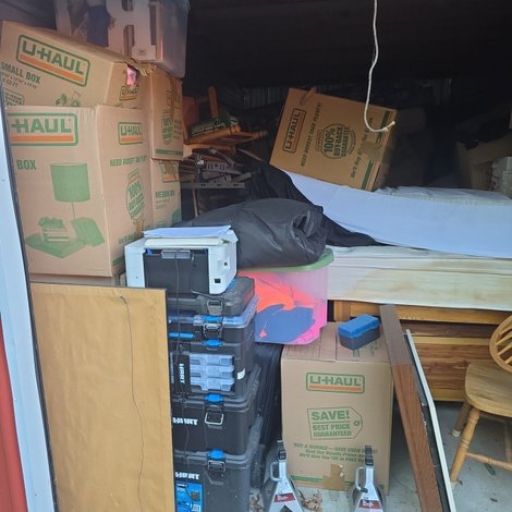 10 x 20 storage unit in Littlestown, PA