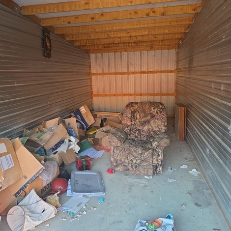 10 x 25 storage unit in Littlestown, PA