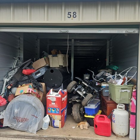 10 x 30 storage unit in Mayfield, PA