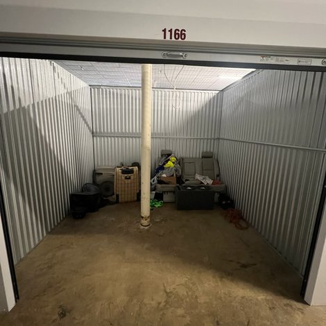 10 x 10 storage unit in Greenville, SC