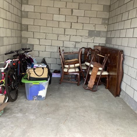 10 x 15 storage unit in Kinston, NC