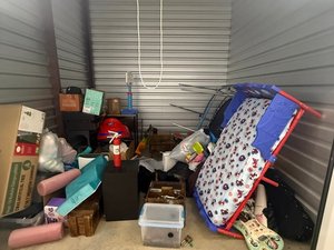 10 x 10 storage unit in Statesville, NC