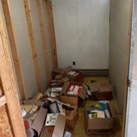 4 x 7 storage unit in Albany, NY