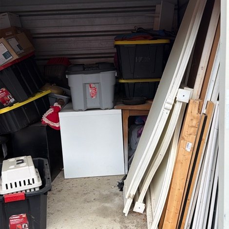 10 x 10 storage unit in Bernardston, MA