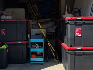 10 x 15 storage unit in Rockland, MA