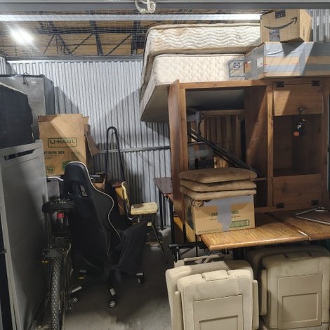 10 x 10 storage unit in Massillon, OH