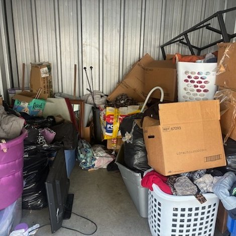 10 x 10 storage unit in Farmville, VA