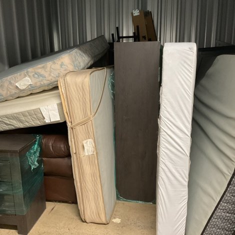 10 x 10 storage unit in Pittsburgh, PA