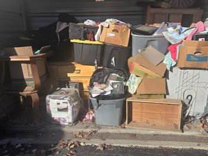 5 x 10 storage unit in Brownstown, MI