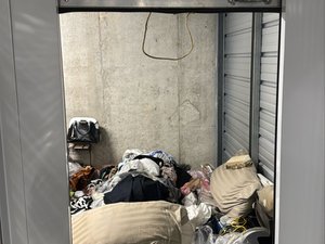 10 x 20 unit in Grayson