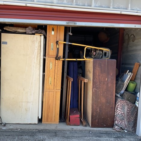 10 x 15 storage unit in Clarksville, TN