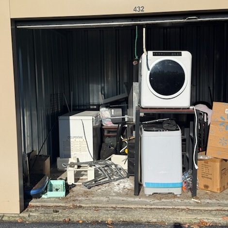 10 x 10 storage unit in Ballston Spa, NY