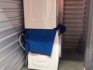 5 x 10 storage unit in Oaklawn, IL