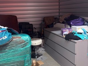 10 x 10 storage unit in Oaklawn, IL