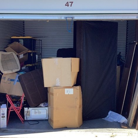 10 x 10 storage unit in Harrisburg, PA