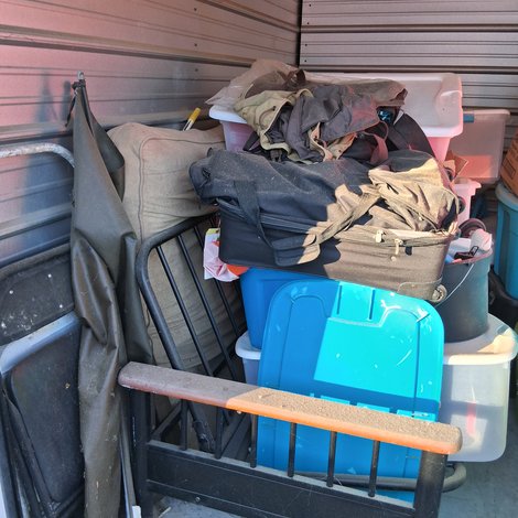 10 x 10 storage unit in Bessemer City, NC