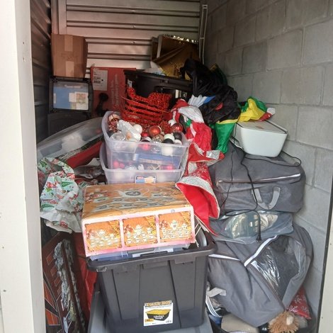 5 x 10 storage unit in Apopka, FL