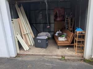 10 x 10 storage unit in Monroeville, PA