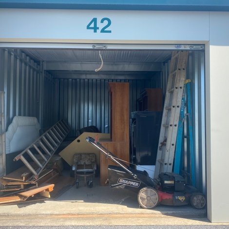 10 x 15 storage unit in Blvd. SE Hickory, NC