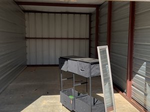 10 x 20 storage unit in Clarksville, TN